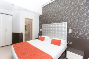 Отель Hotel Piacenza  Милан